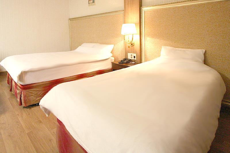 Changwon Olympic Hotel Esterno foto