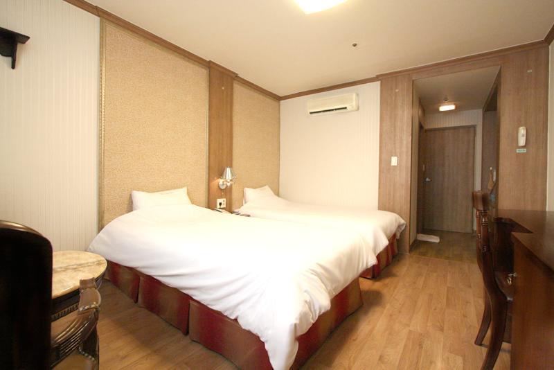 Changwon Olympic Hotel Esterno foto