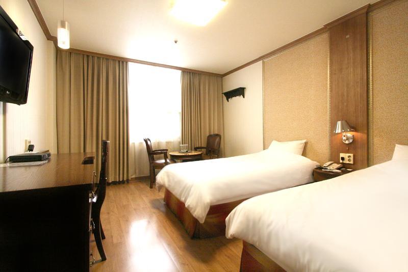 Changwon Olympic Hotel Esterno foto